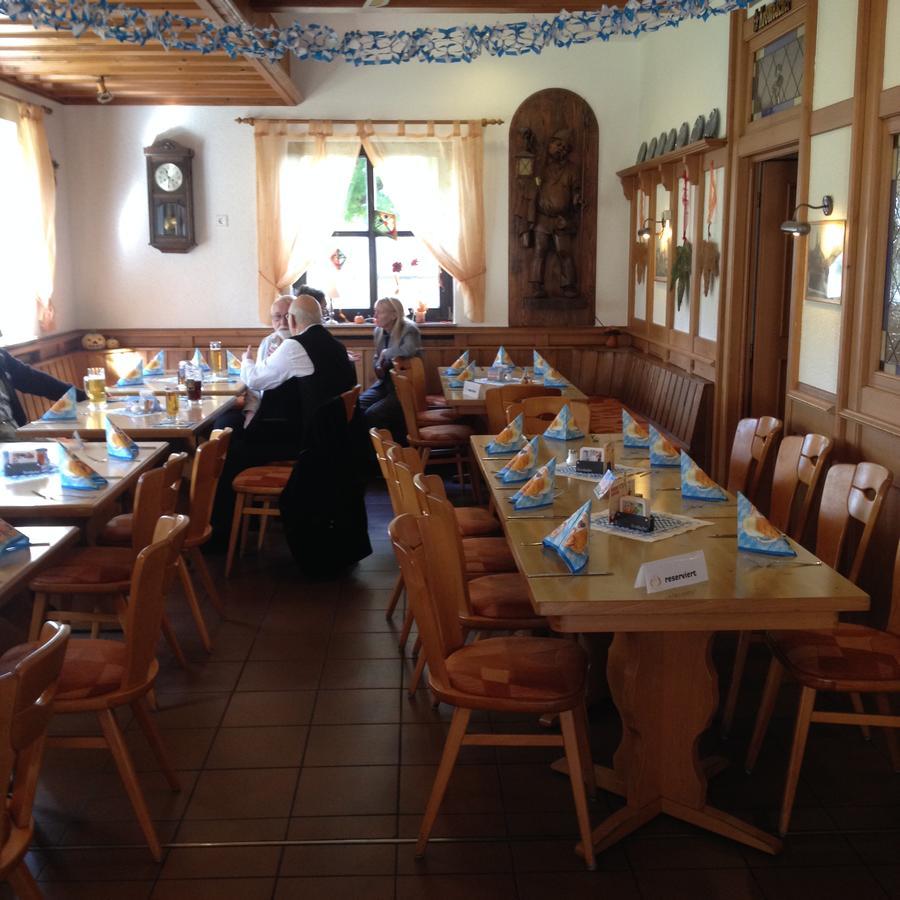 Hôtel Hausener Dorfkrug à Francfort-sur-le-Main Extérieur photo